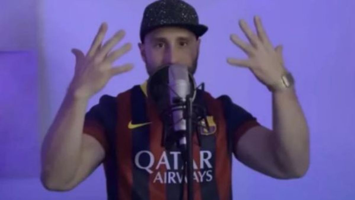 Videoclip de la canción de Sanxisto y sus alumnos como respuesta a la de Shakira Videoclip de la canción de Sanxisto y sus alumnos como respuesta a la de Shakira