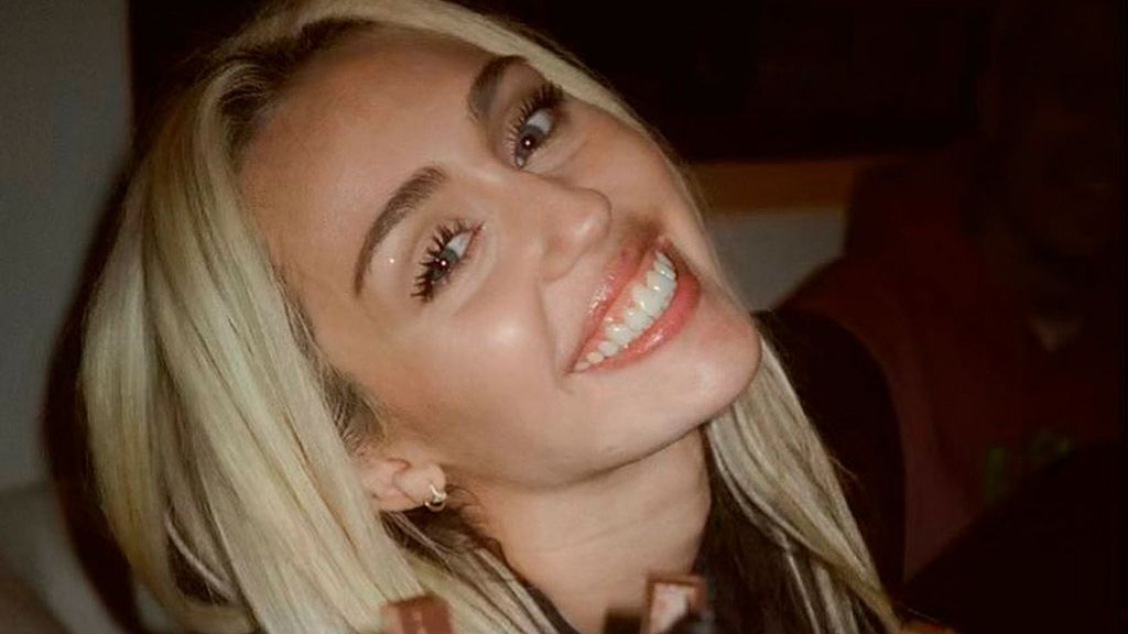Miley Cyrus organiza una fiesta para celebrar el éxito de 'Flowers'