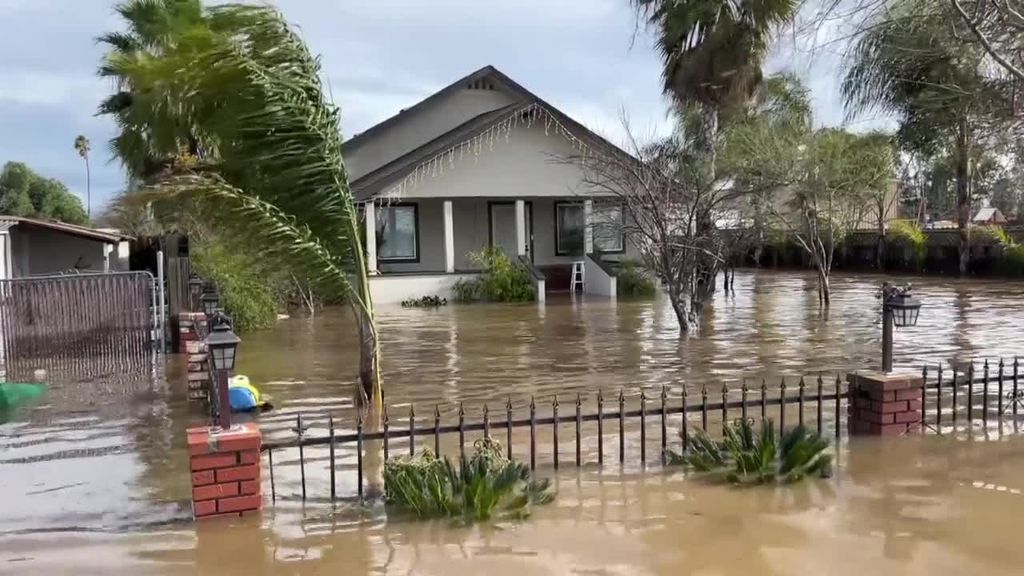 California, en riesgo extremo por unas inundaciones históricas que dejan decenas de fallecidos