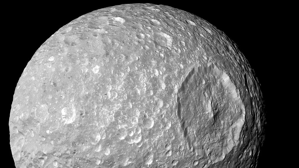 Mimas podría albergar un océano subterráneo de agua líquida