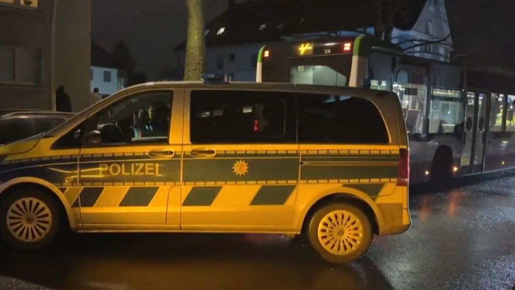 Un niño muere arrollado por un tren mientras jugaba con amigos en Alemania