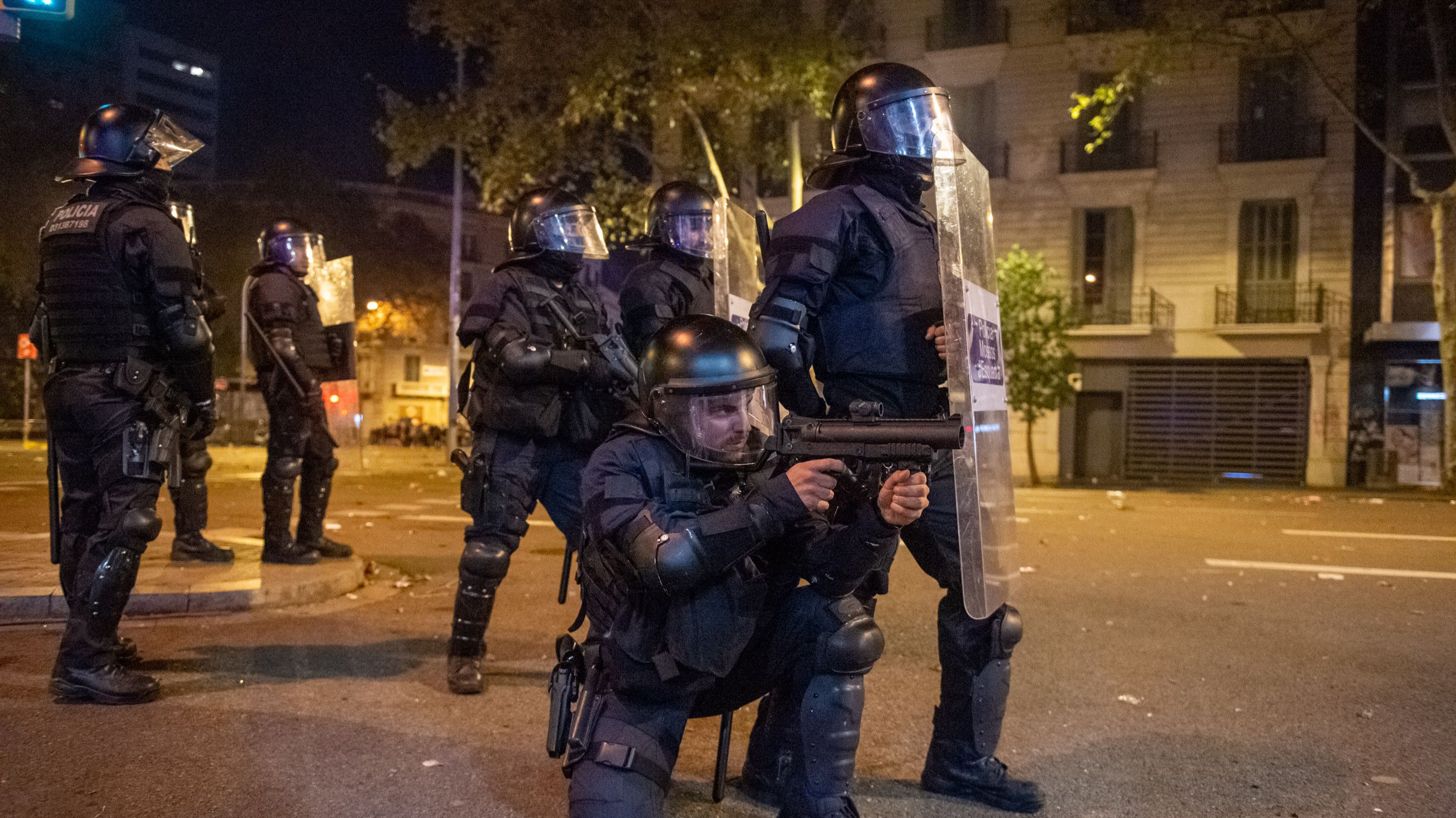 La Policía indemnizará al agente herido en los disturbios de Cataluña tras la sentencia del Procès