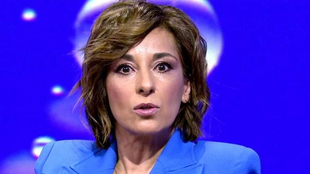 Adela González se moja en 'Sálvame': ¿Terelu Campos se lo ha puesto fácil?