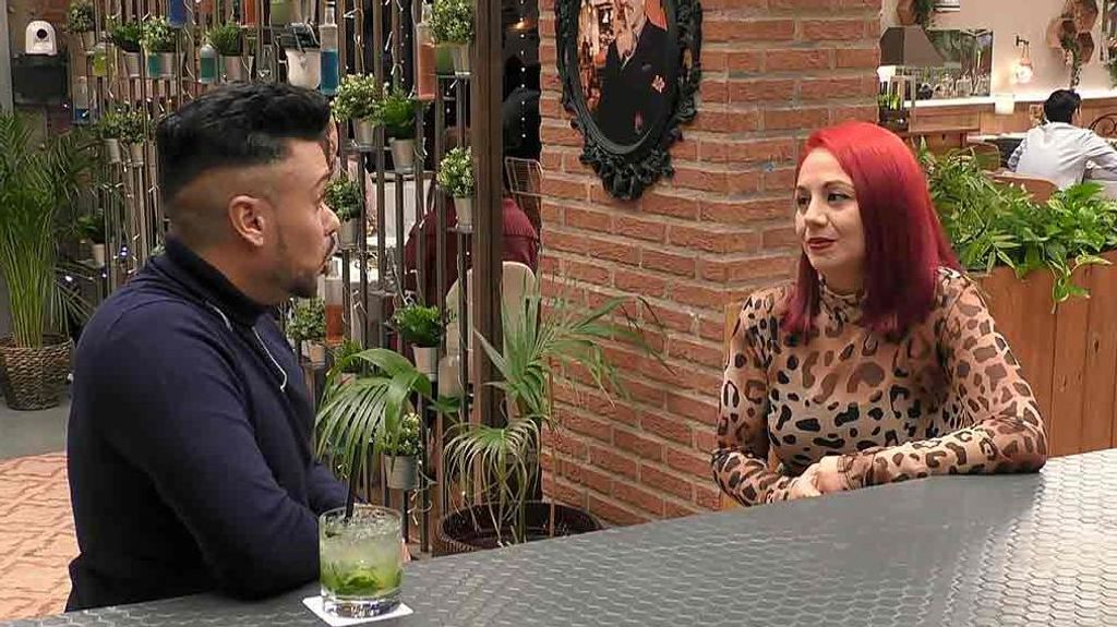 Daniel y Carmen durante su cita en 'First Dates'