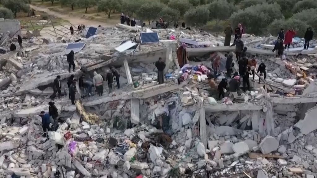 Dos mil ochocientos muertos en Turquía y Siria