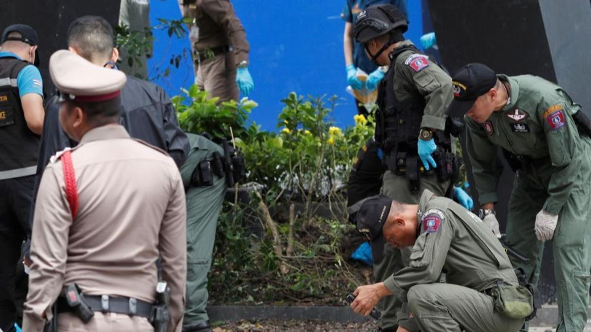 Rescatan tras 17 horas a una bebé de 19 meses que cayó a un pozo