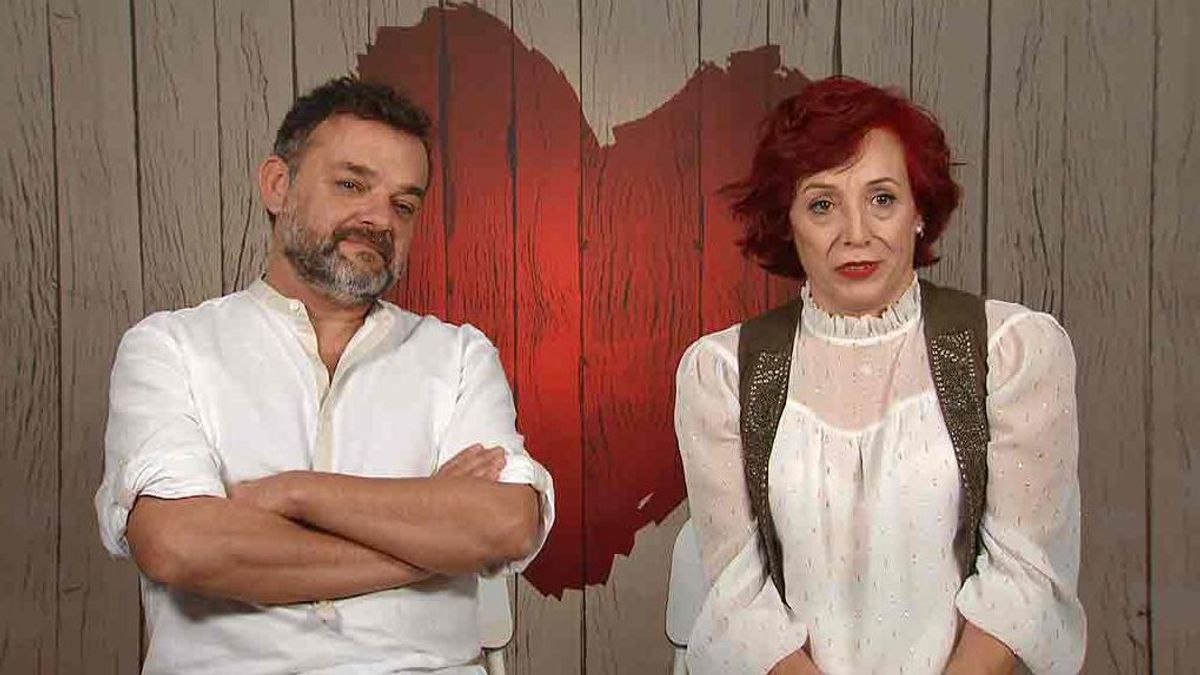 Toñi no se esconde en ‘First Dates’: “De analfabeta no tengo nada y me gusta el reggaetón”