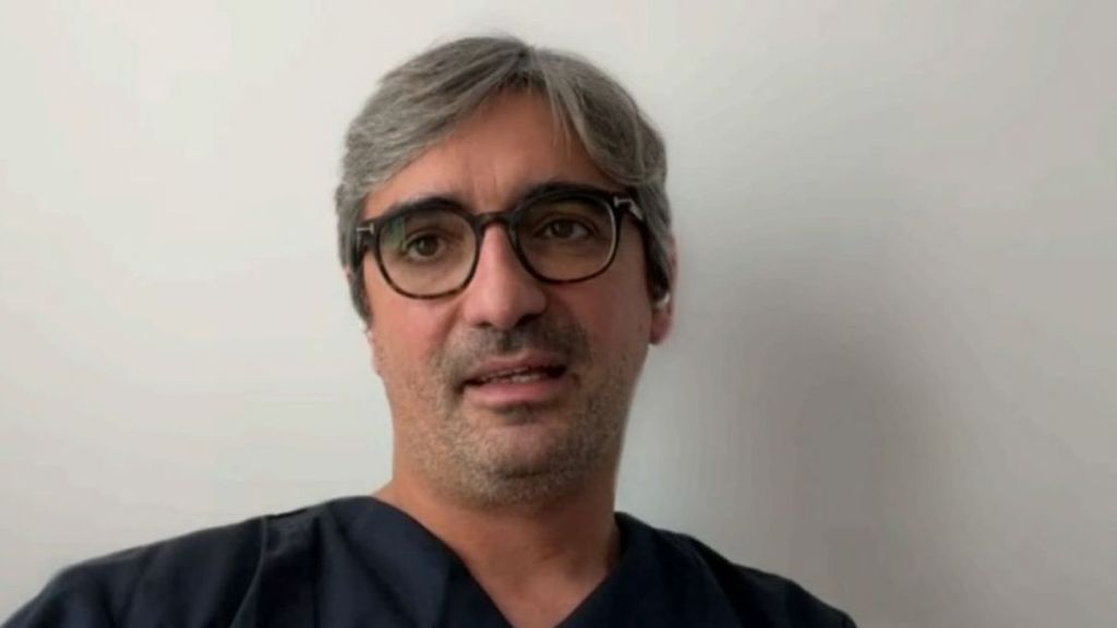 Diego González Rivas, el 'cirujano de los récords': salva vidas operando sin luz y con grapadoras