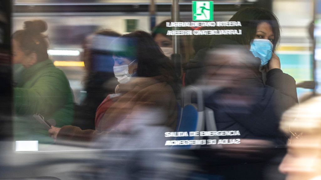 La mascarilla pierde impulso en el primer día sin obligatoriedad de su uso en transporte público