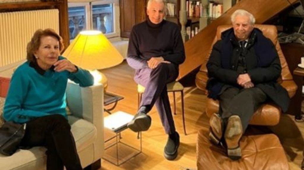 Patricia Llosa, Álvaro Vargas Llosa y Mario Vargas Llosa