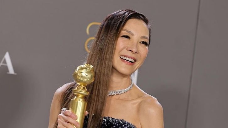Michelle Yeoh la primera mujer asiática nominada a los Oscar