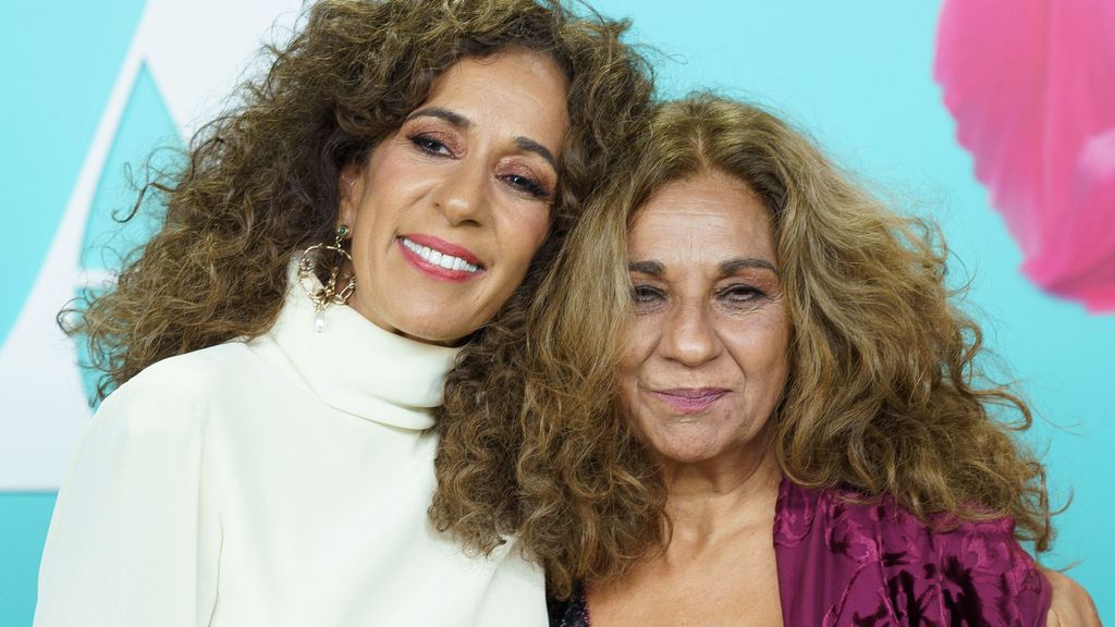 Rosario y Lolita Flores fueron nominada y ganadora, respectiva del Goya a Mejor actriz de reparto en 1991 y 1993