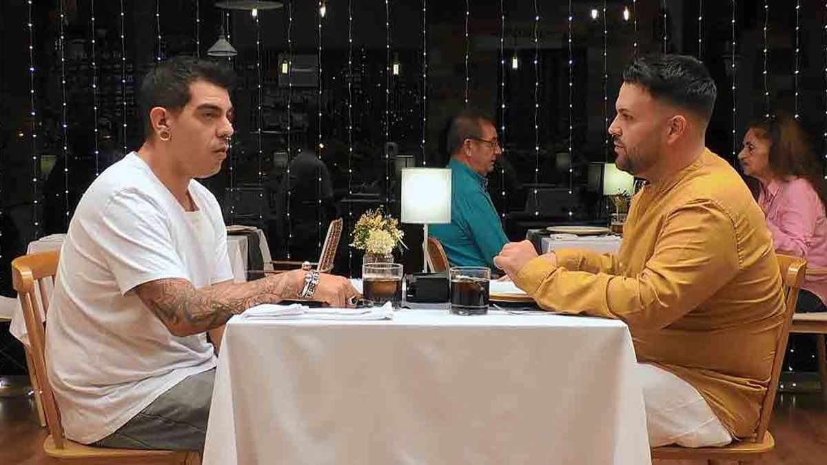 Un soltero muestra la otra cara de las dilataciones en 'First Dates': “Huelen a culo”