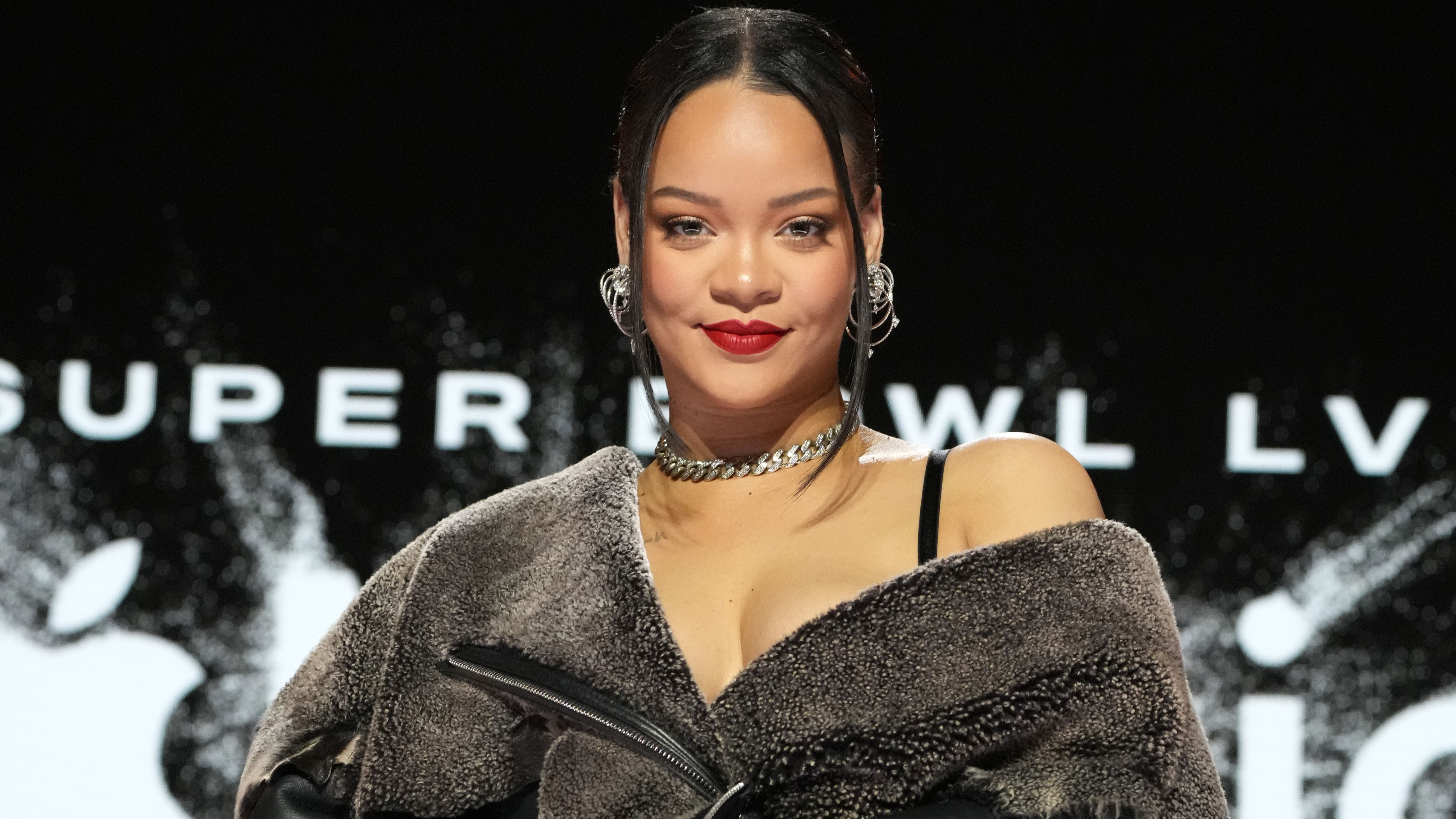 Rihanna, en la rueda de prensa previa a la Super Bowl 2023