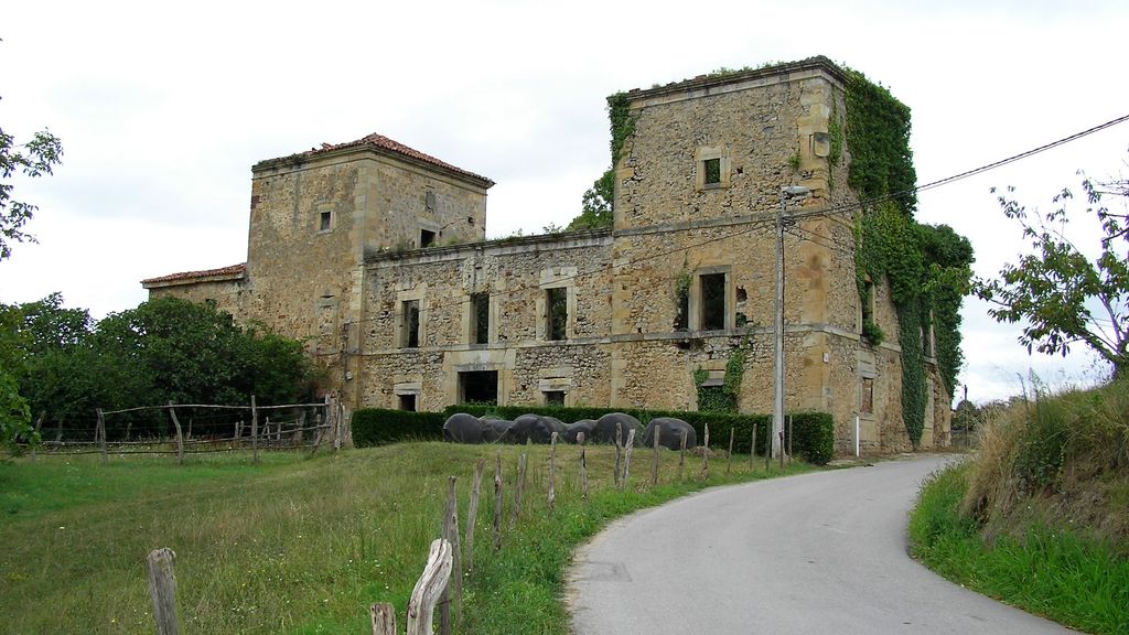 Palacio del Condestable (Cantabria) Amigos de los Castillos