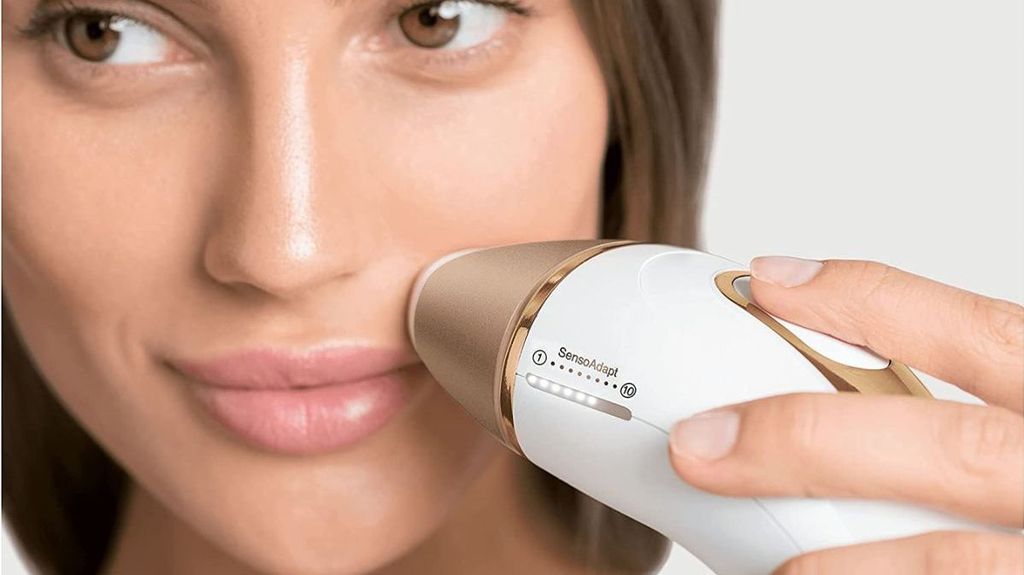 ¡Chollazo a la vista! La depiladora de luz pulsada Braun Silk-expert Pro 5 ahora 170 euros menos