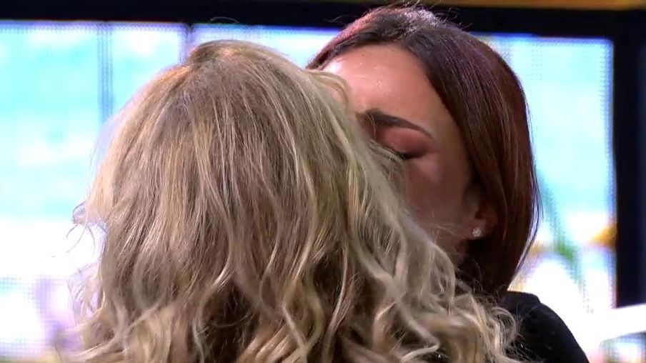 El emocionante momento de Marta Peñate y María José Galera