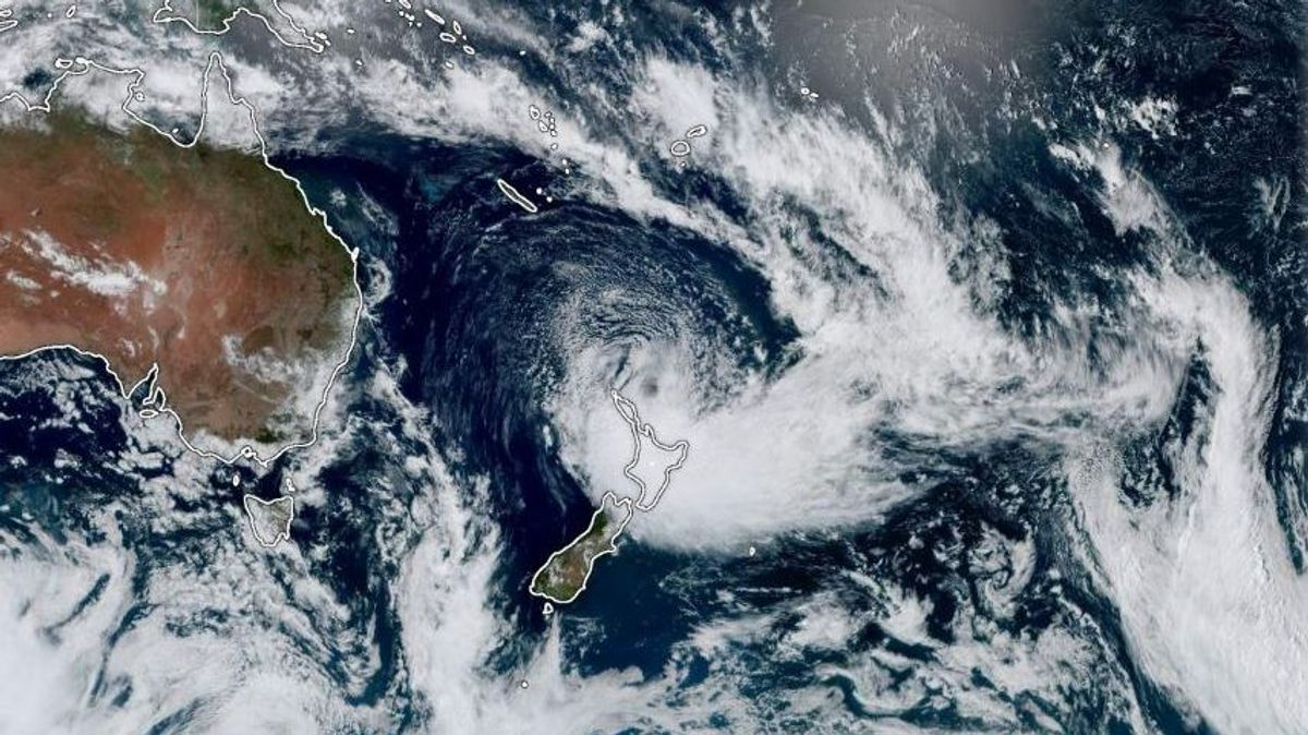 Impacto inminente del ciclón Gabrielle en Nueva Zelanda