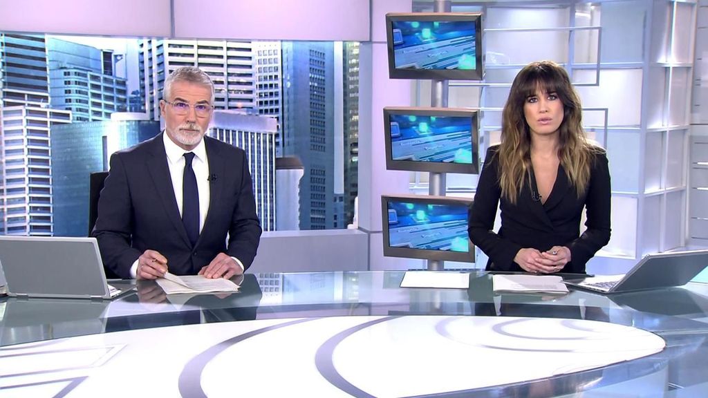 Con David Cantero e Isabel Jiménez Informativos Telecinco 2023 Mediodía 14/02/2023