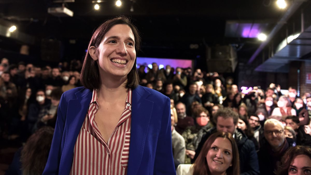 Elly Schlein, de 37 años, candidata a la secretaría general del Partido Democratico italiano.