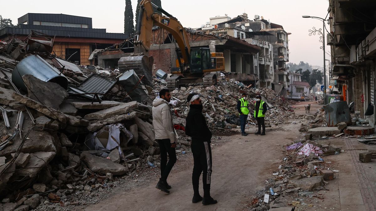 Las zonas devastadas por los terremotos en Turquía y Siria se preparan para su total demolición y reconstrucción