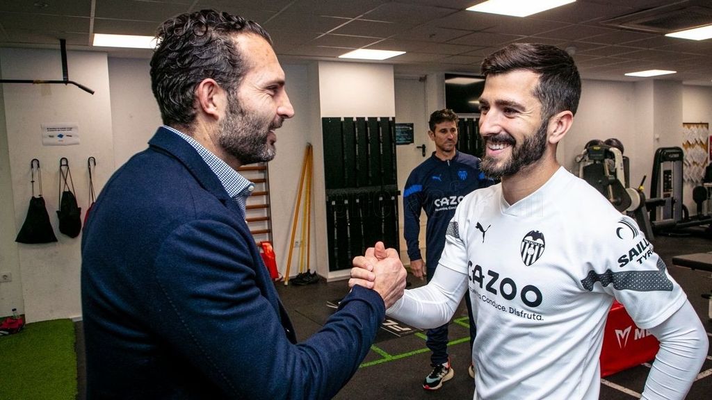 Rubén Baraja: "El Valencia necesita una persona con mi perfil, hay que serenar a los jugadores"