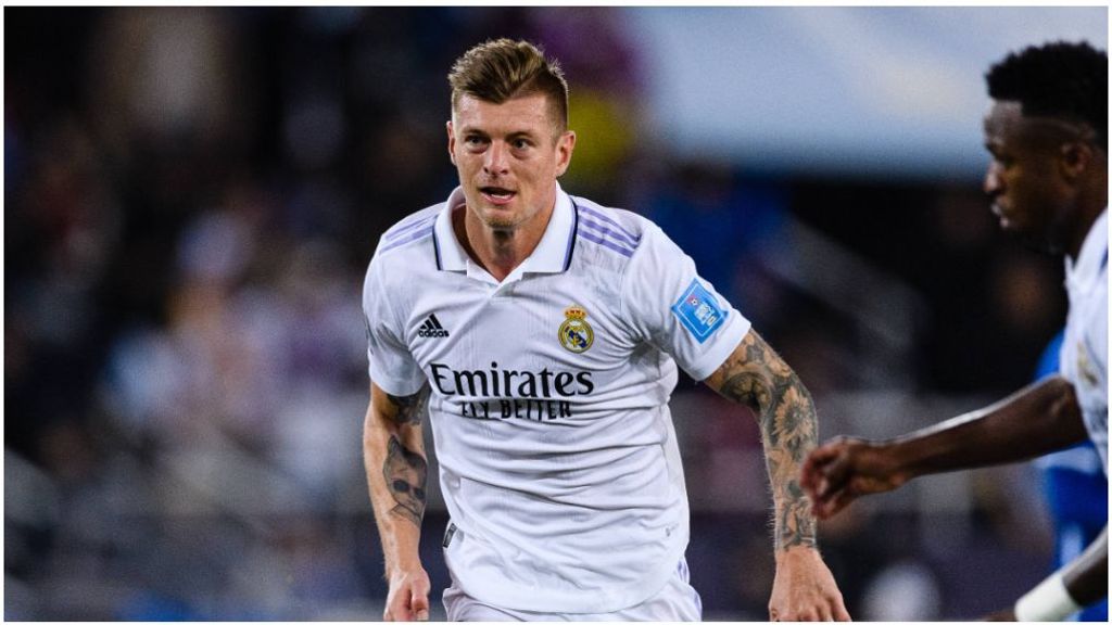 Toni Kroos disputando un partido con el Real Madrid