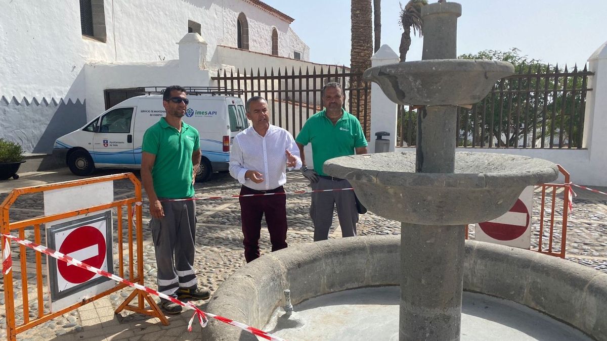 Fuente de San Francisco, en Telde, Gran Canaria, dañada por un acto vandálico