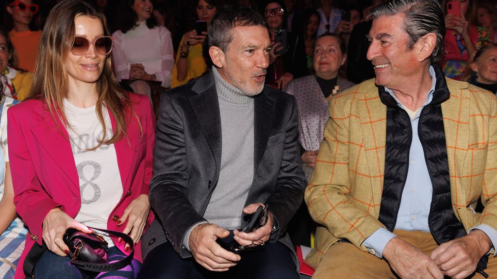 La empresaria Nicole Kimpel, su pareja el actor Antonio Banderas y la pareja de la diseñadora