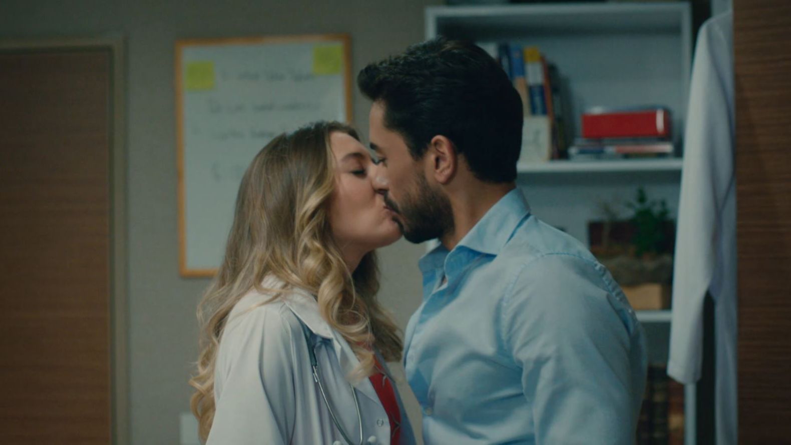 Bahar besa a Ali Asaf