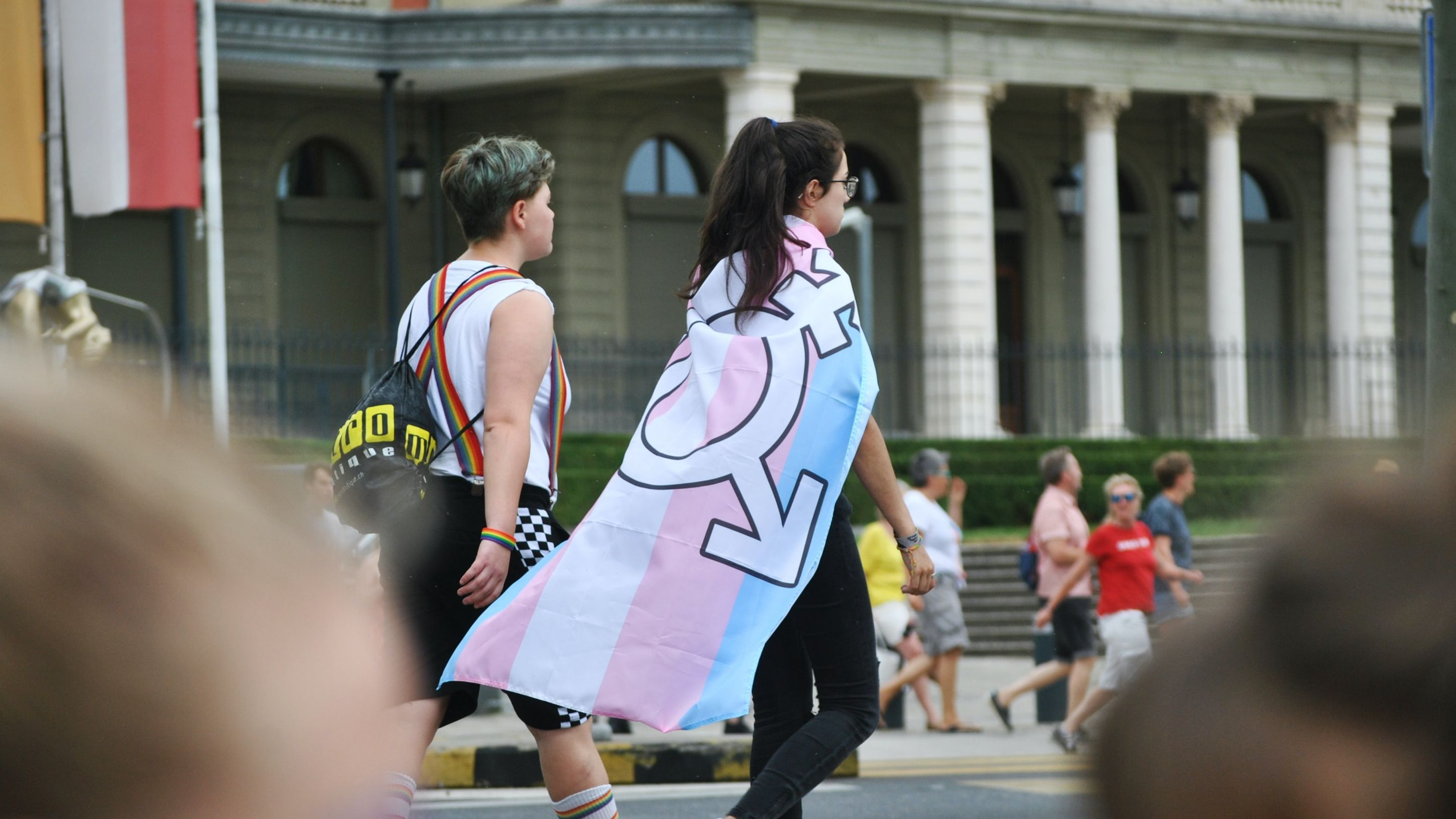 Se Aprueba La Ley Trans Las Claves Del Texto Y Los Derechos Lgtbiq Que Amplía 1598