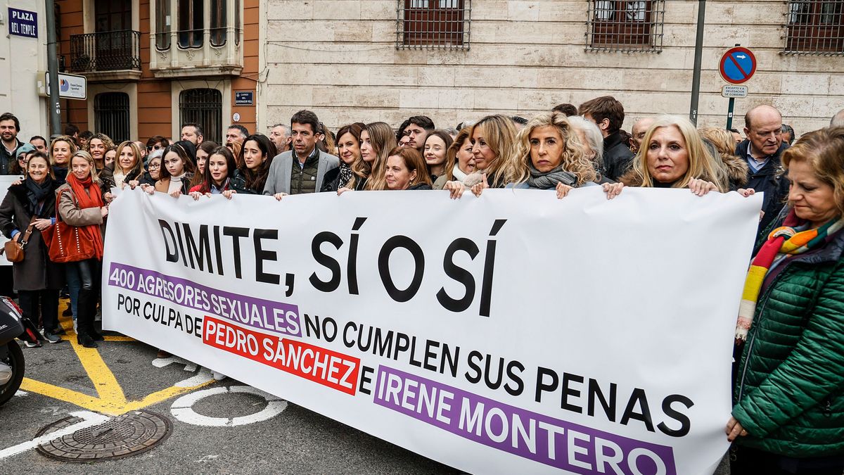 ROBER SOLSONA…20230211….VALENCIA…..CONCENTRACIÓN PP.