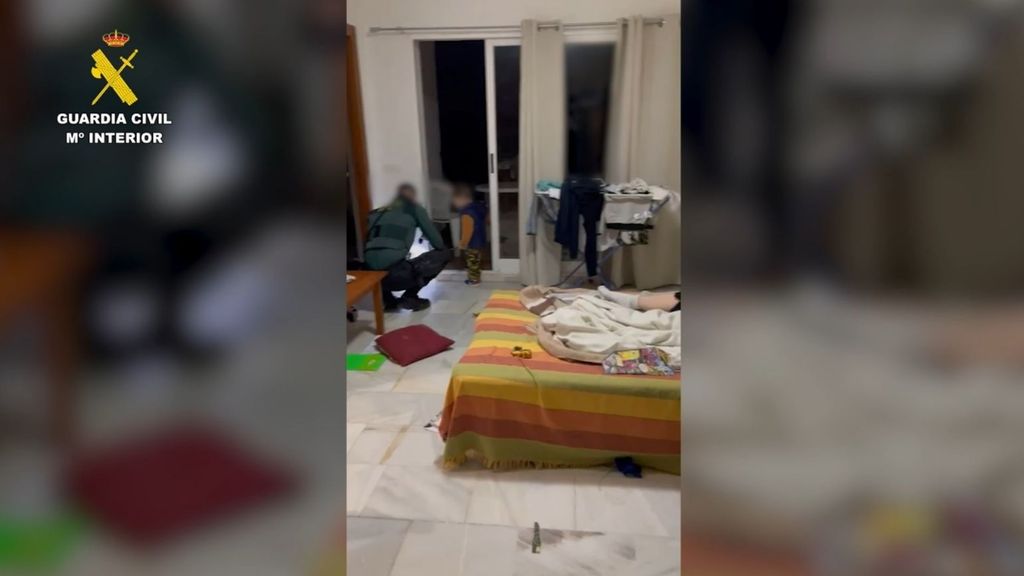 La Guardia Civil libera a una mujer y a su hijo retenidos en un hotel de Castellón