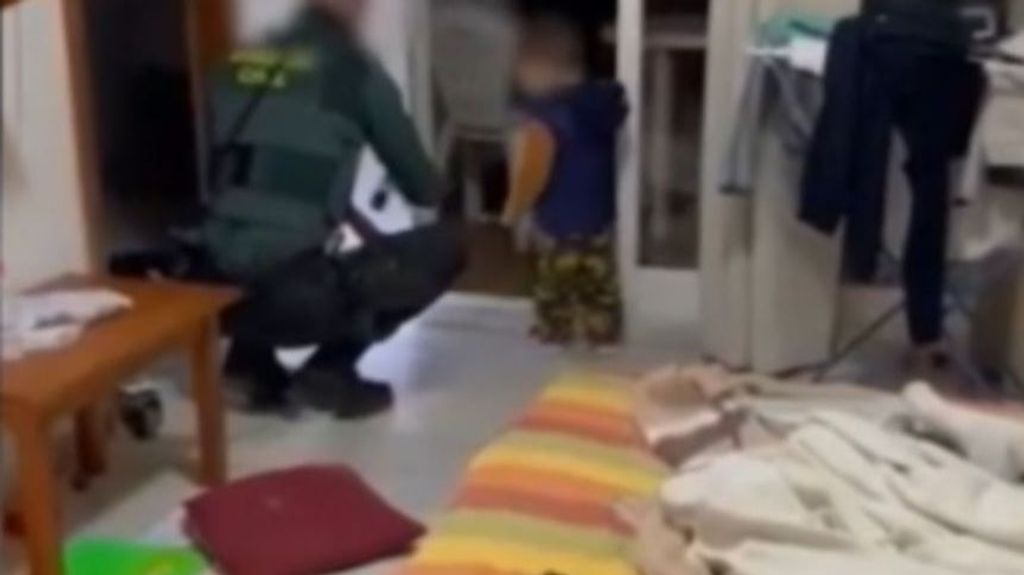 La Guardia Civil libera a una mujer y a un niño de dos años que permanecían retenidos por su pareja en un hotel de Alcocéber
