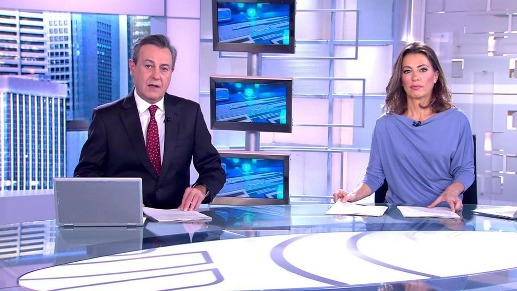 Con Ángeles Blanco y José Ribagorda Informativos Telecinco 2023 Mediodía 19/02/2023