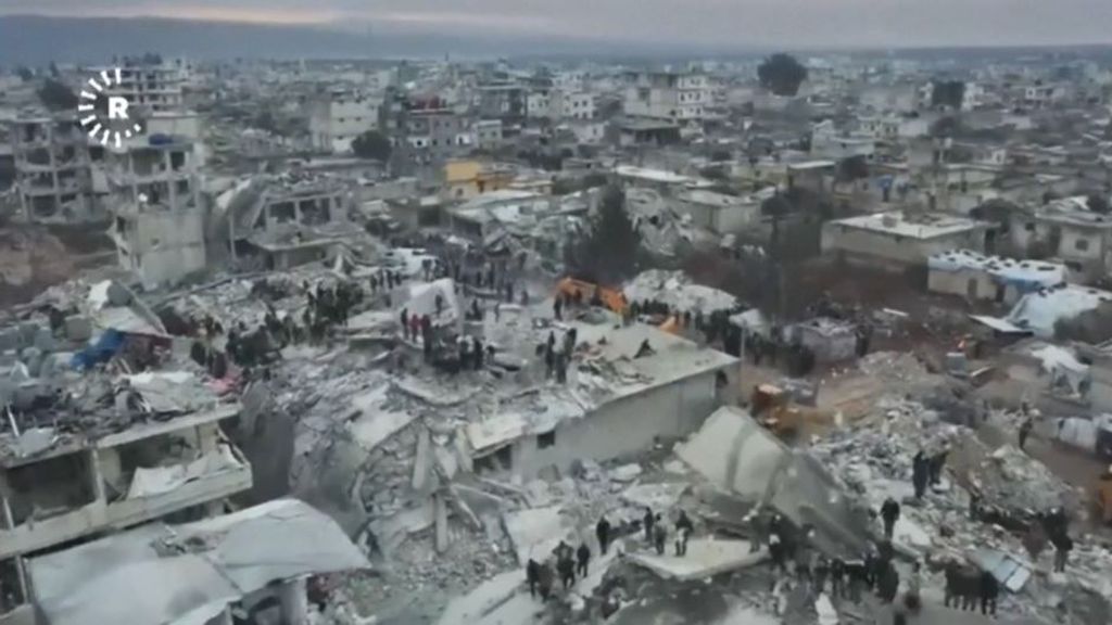 Primer día sin rescates 'milagro' en Turquía y Siria tras el terremoto
