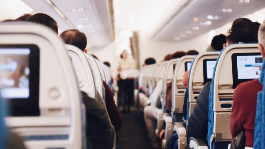 Pasajeros de un vuelo en avión