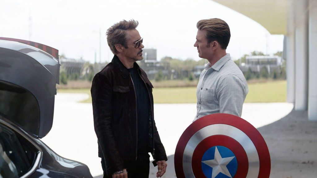 Robert Downey Jr y Chris Evans, Iron-Man y el Capitán America, respectivamente en 'Los Vengadores: Endgame'