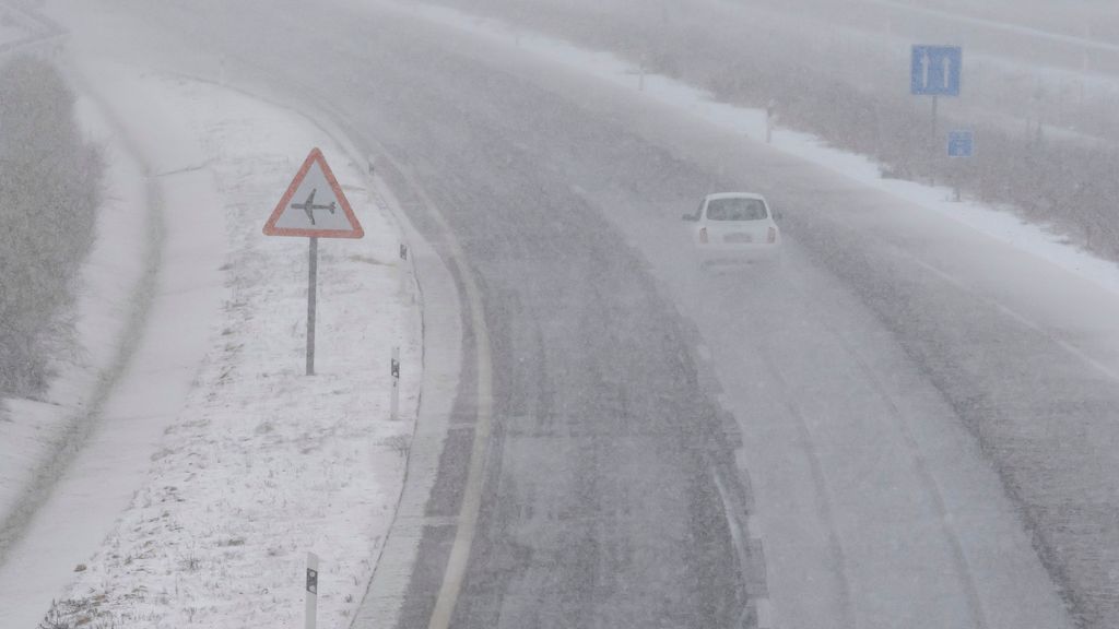 Castilla y León se tiñe de blanco con la nevada del jueves