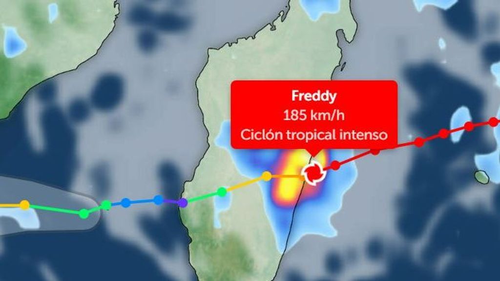 Paso de Freddy por Madagascar, donde impactó con fuertes lluvias y vientos de 185 km/h