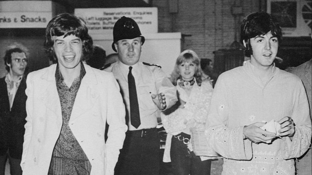 Mick Jagger y Paul McCartney en 1967