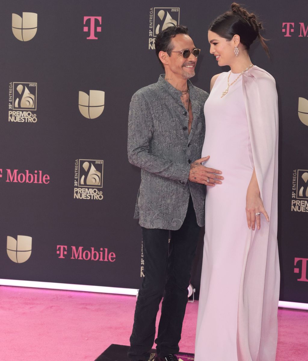 Marc Anthony y su mujer