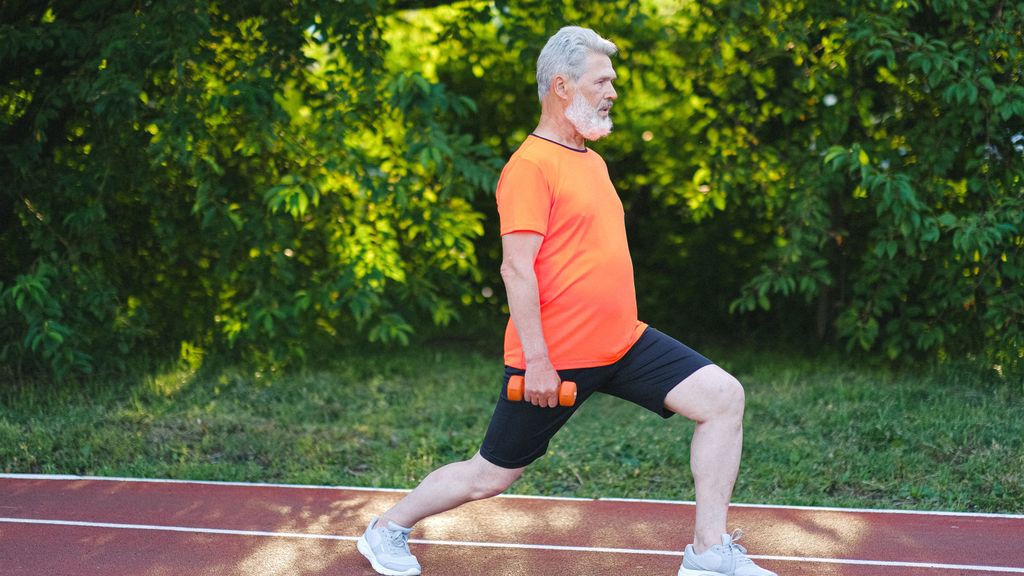 Cuánto deben caminar los mayores de 65 años para alargar su vida