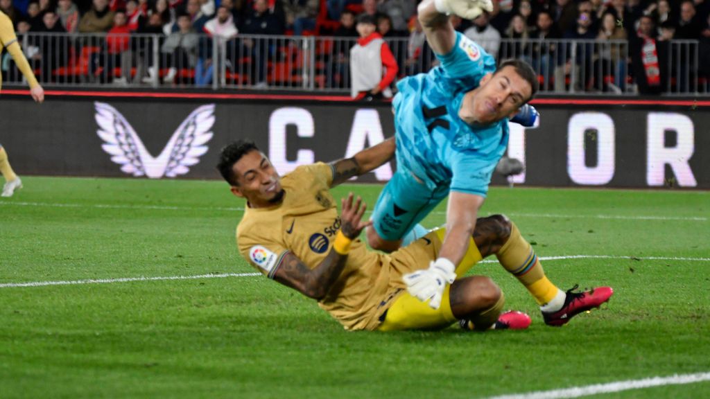 El Barça deja vivo al Madrid en Liga: recortan un punto a pesar del empate contra el Atleti