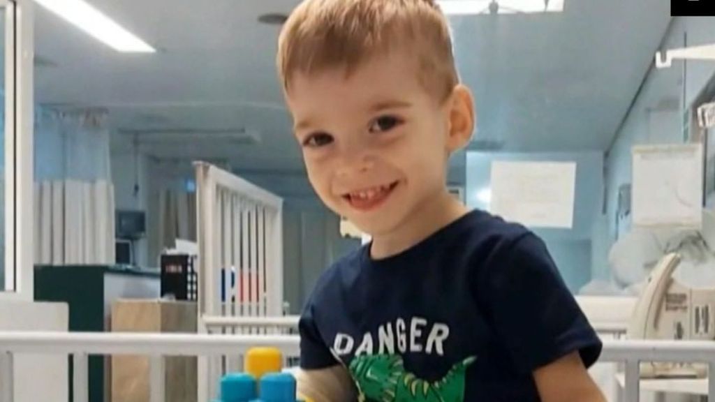 El pequeño Oliver, operado con éxito de su tumor, viajará a Madrid para someterse a un tratamiento