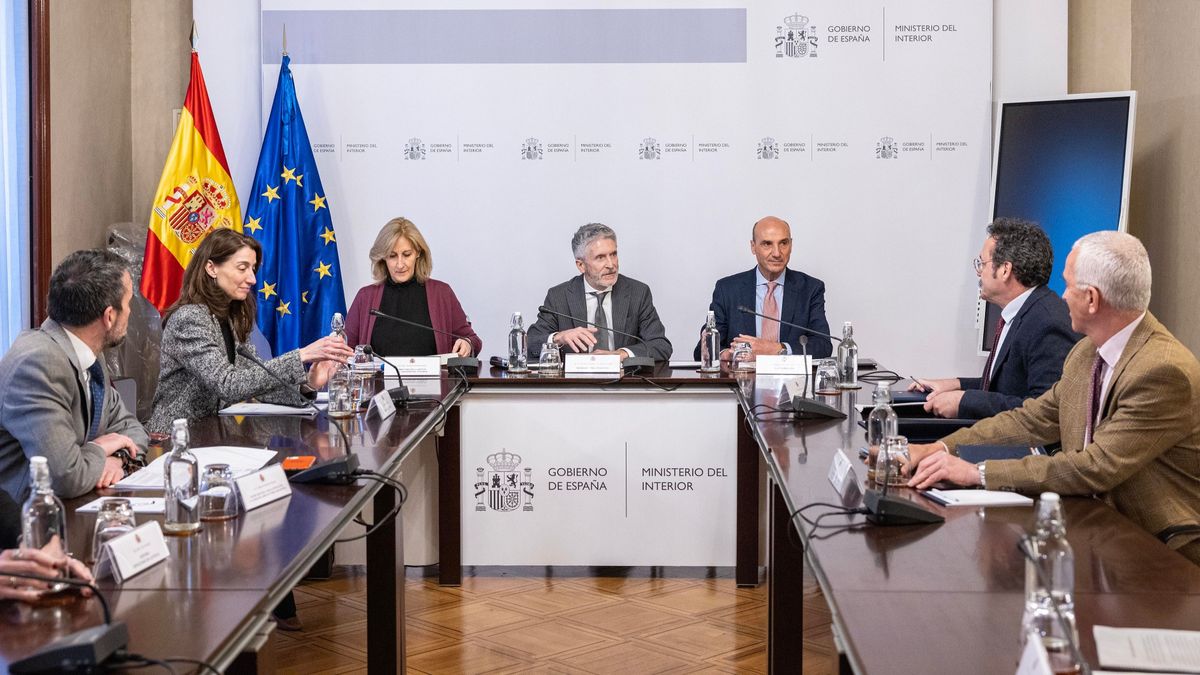 Reunión de los ministros del Interior y Justicia con el fiscal general del Estado sobre la lucha contra el narcotráfico en Campo de Gibraltar Reunión de los ministros del Interior y Justicia con el fiscal general del Estado sobre la lucha contra el narcotráfico en Campo de Gibraltar