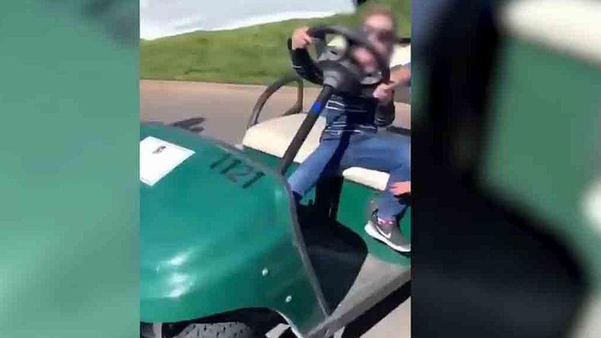 Un menor atropella a su propio padre durante un torneo de golf