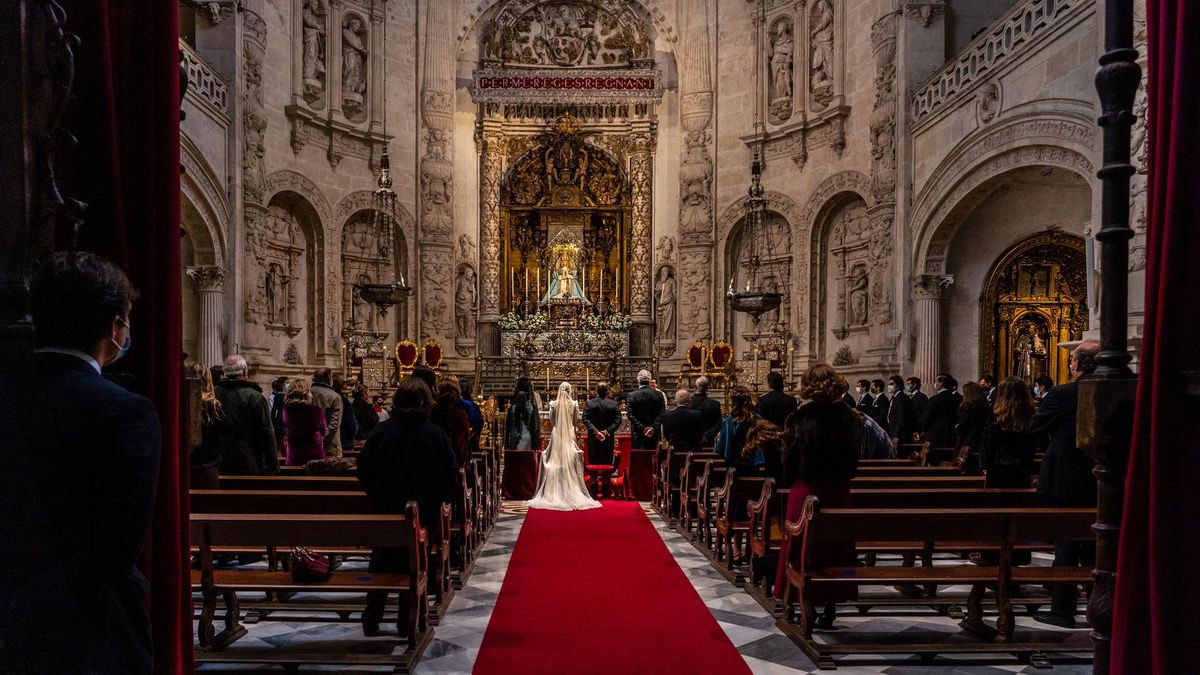 Archivo - Una boda en la Catedral de Sevilla.