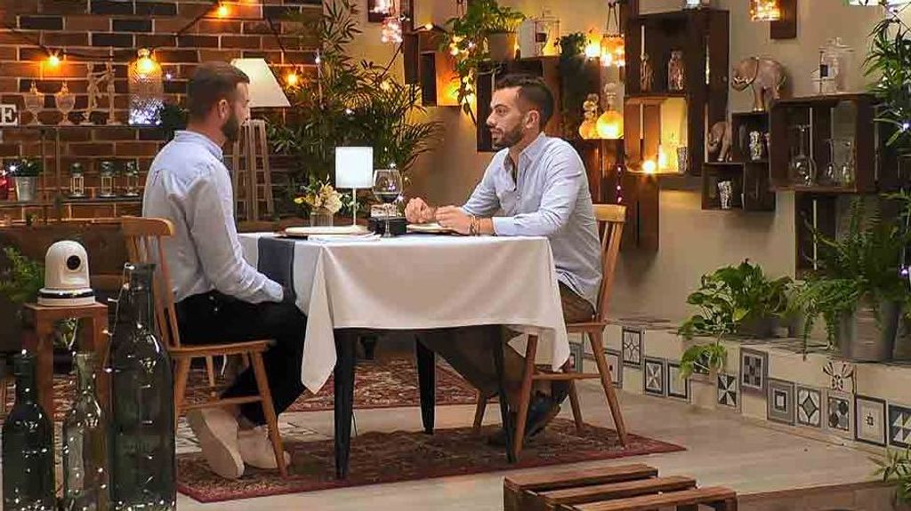 Andrés y Josema durante su cita en 'First Dates'