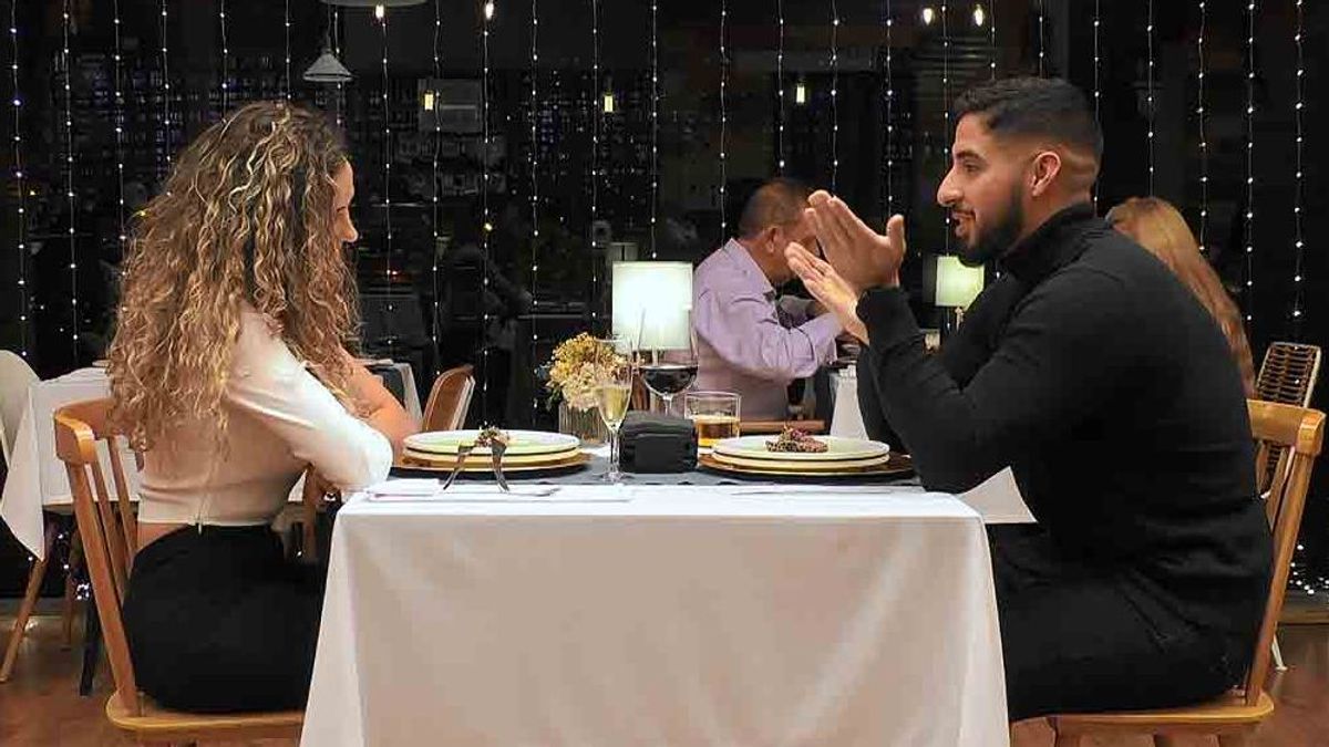 Nabil y Rosana no se ponen de acuerdo en ‘First Dates’: “Dónde hay mejores playas, ¿en Murcia o en Almería?”